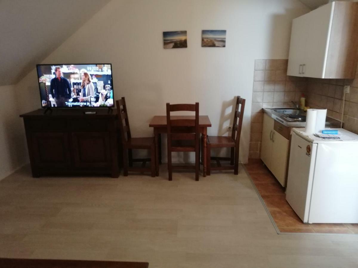 Apartman Marina Крвавица Екстериор снимка